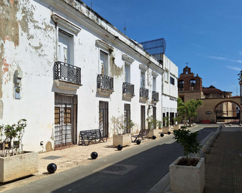 Calle Arzobispo Nouel No. 1
