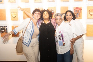 Tamara de Bodden, Iris Pérez, Mayra Johnson y Lilian Carrasco